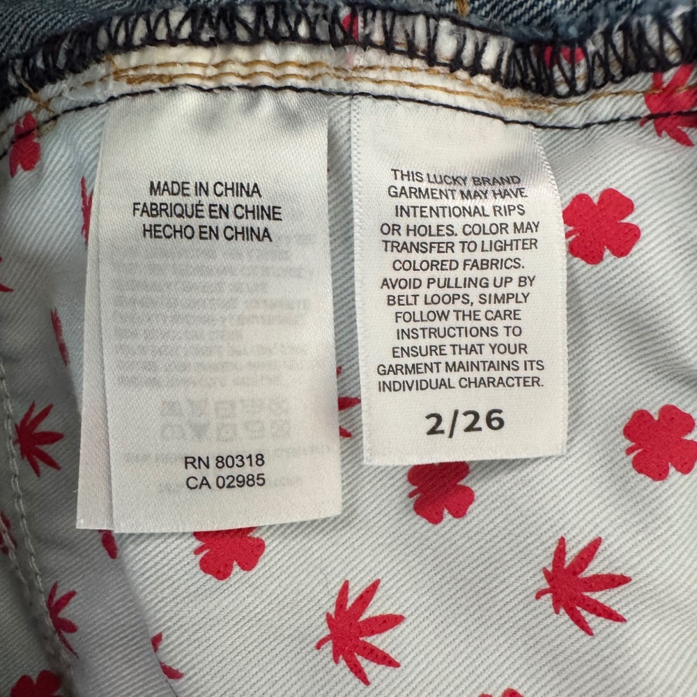 Lucky Brand 2/26 (27x4.5) Blue Embossed Hemp Leaf Clover 90s Midi Denim Shorts - Picture 9 of 13